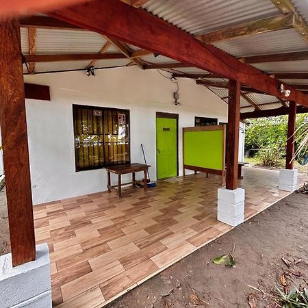 Готель Casa Turtle Bogue Тортугеро Екстер'єр фото